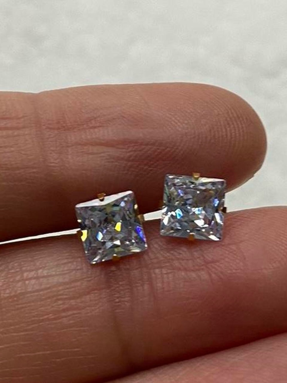 Square-Cut Clear Crystal Stud Earrings in Gold Setting